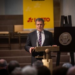 Link öffnet seitenüberlagerndes Dialog-Fenster